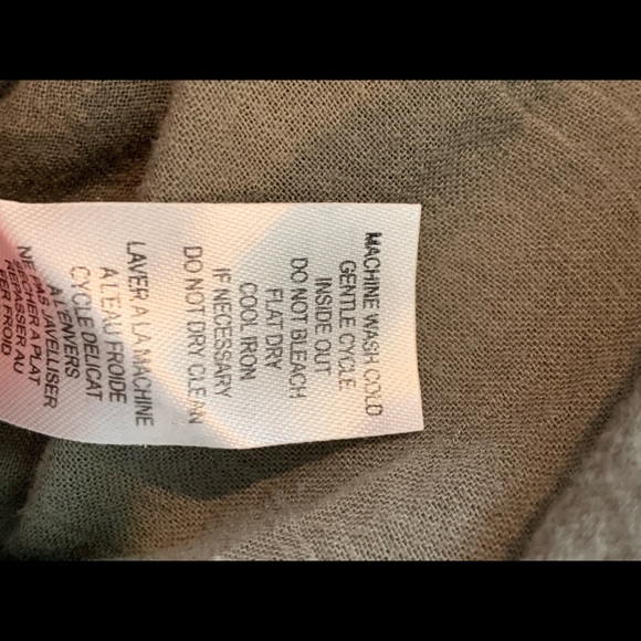 Olive green Jag blouse size large - Picture 7 of 7